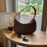 HULIANFU Niche design bag women's  new trendy Internet celebrity printed armpit bag versatile ins shoulder baguette bag wholesale