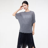 2025 Pleated clothes top women's summer new small high-end sense diamond-encrusted bat sleeve pullover short-sleeved T-shirt