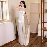 2025 simple light wedding dress bridal high-end satin tube top temperament white fishtail dress dress welcome out yarn