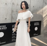 2025 Black evening dress skirt banquet temperament one-word shoulder thin long dress annual meeting high-end light luxury niche graduation dress