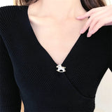2025 Niche design sense multi-purpose cardigan V-neck anti-light pin fixed natural mother shell cute pony brooch