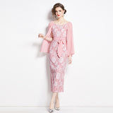 Fashion Sophisticated Celebrity Temperament Horn Long Sleeve Square Neck Waist Skinny Lace Up Jacquard Buttocks Dress Dress