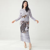2025 suit women's high-end 2025 new printed loose long-sleeved T-shirt split skirt two-piece set