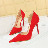 2025 1298-8  simple banquet high heels thin heel shallow mouth pointed side hollow retro lychee pattern high heel single shoes