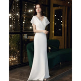 2025 High-end annual meeting evening dress, socialite banquet temperament, long sexy host, white fishtail  V-neck
