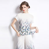 popularT-shirt women's new high-end niche age-reducing suit pleated versatile top loose and thin pleated pants