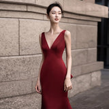 2025 Premium satin toast dress sexy deep V art exam host long dress temperament thin bride wedding fishtail evening dress
