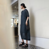 popular spring and summer new dress V-neck medium and long, blue loose silhouette dress B0103