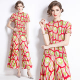 popularT-shirt women's new high-end niche age-reducing suit pleated versatile top loose and thin pleated pants