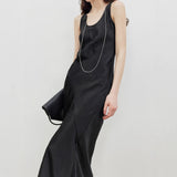 2025 Cool acetic acid satin crepe 45 degree oblique cut pendant thin three-dimensional split U-neck sleeveless paper person dress