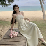 2025 Pure desire temperament tube top pleated high waist dress 2025 spring and summer Korean daughter wind salt seaside vacation skirt