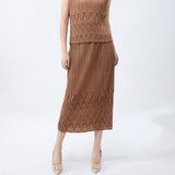 2025 Women's 2025 new skirt elastic waist loose temperament versatile medium and long one-step skirt pleated hip skirt