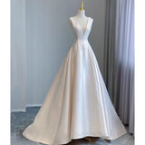 2025 V-neck satin light wedding dress bridal halter bow door dress trailing  princess celebrity welcome dress