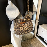 HULIANFU 2025 popular autumn and winter new fashion plush bag retro large capacity shoulder bag leopard print hair bag underarm messenger women's bag