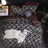 HULIANFU Luxury Black Bedding Set Queen King SIngle Full Size Polyester Bed Linen Duvet Cover Set Modern Bird Plaid Anime With Pillowcase
