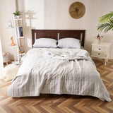 HULIANFU Solid Color Quilted Quilt Lightweight Comforter Soft Bedspreads Air Condition Blanket Comfortable Comforter Bed Cover for Adults
