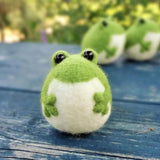 HULIANFU Non-Finished Felt Kit Cute Animal Collection Panda Squirrel Cat Penguin Doll Wool Felt Poked Kitting DIY Felting Materials