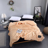 HULIANFU Luxury Emulation Silk Quilted Quilt Queen High End Spring Summer Satin Quilts Mechanical Wash Soft Comfortable Thin Comforter