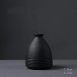 HULIANFU New Black Ceramic Small Vase Home Decoration Crafts Tabletop Ornament Simplicity Japanese-style Decoration