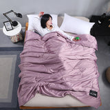 HULIANFU Luxury Emulation Silk Quilted Quilt Queen High End Spring Summer Satin Quilts Mechanical Wash Soft Comfortable Thin Comforter